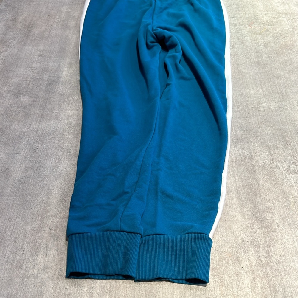 Puma Sweatpants - Picture 4 of 5